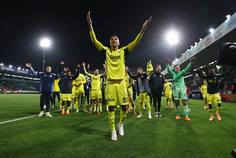 Fenerbahçe UEFA Kadrosu Değişikliği