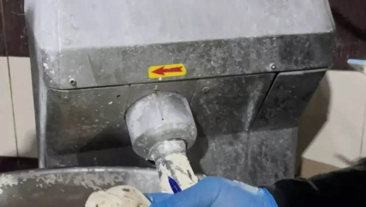 Kırıkhan’da Mide Bulandıran Fırın Denetimi: Zabıta 2 İşletmeyi Mühürledi