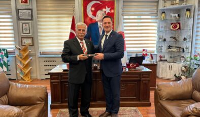 Koyulhisar Belediye Başkanı Bora Karakullukcu’ya 24 Kasım Ziyareti