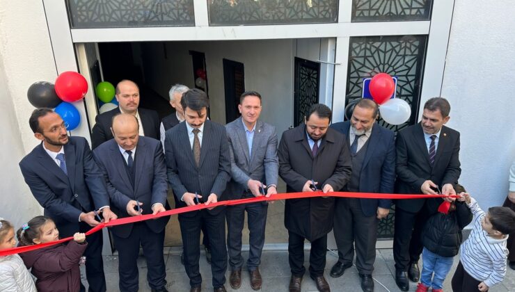 Koyulhisar’da Kız ve 4-6 Yaş Kur’an Kursu Açılışı Protokolün Katılımıyla Gerçekleşti