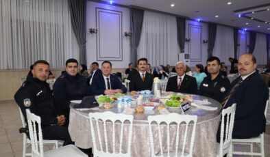 Koyulhisar’da 24 Kasım Coşkusu: Öğretmenler Günü Özel Programla Kutlandı