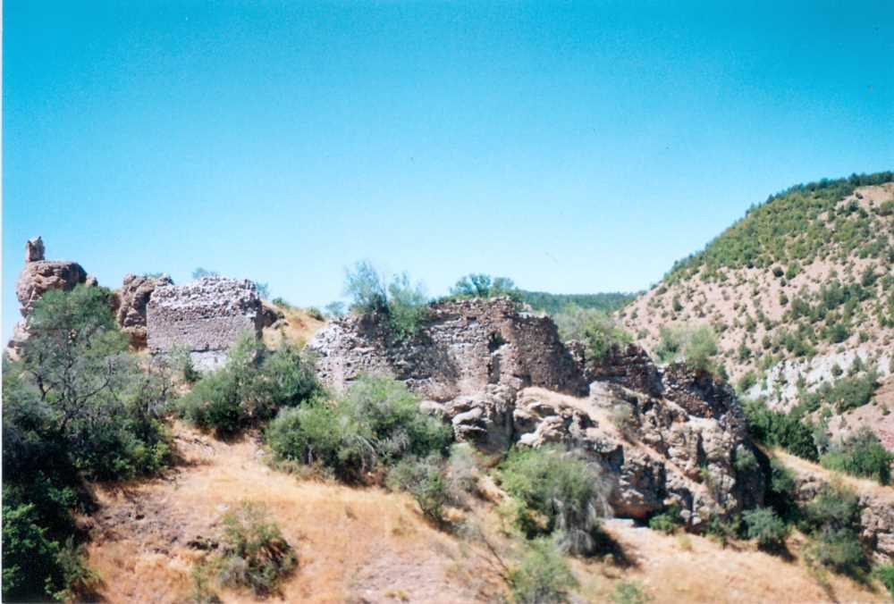 Mesudiye Kaleköy’deki 14. Yüzyıl surları