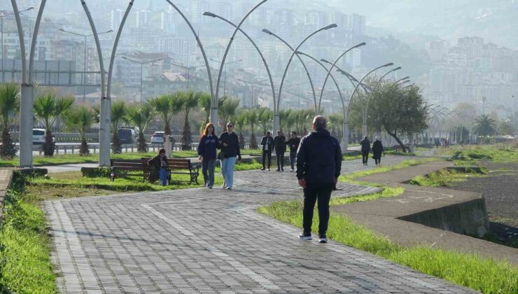 Uzman Uyardı: Mevsim Geçişi Solunum Yolu Enfeksiyonu Riskine Karşı 2 Basit Kural