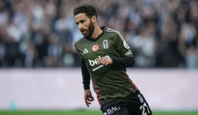 Portekiz Basını: Rafa Silva Ayrılık Kararından Dönmedi