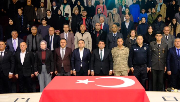 Şiran’da 24 Kasım Öğretmenler Günü Programına Yoğun İlgi