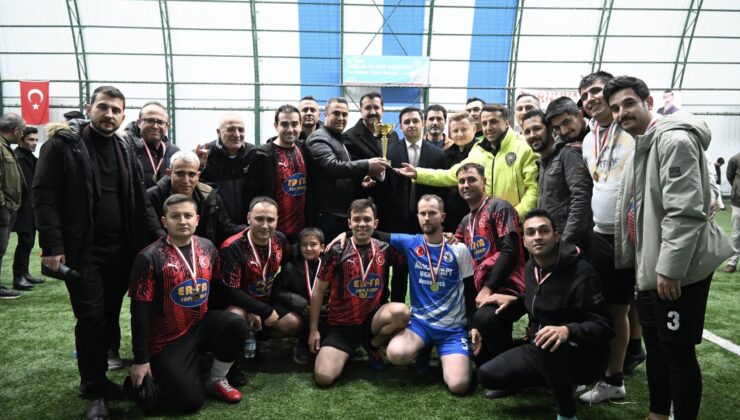 Suşehri’nde Kurumlar Arası Kupa İlçe Trafik Spor’un!