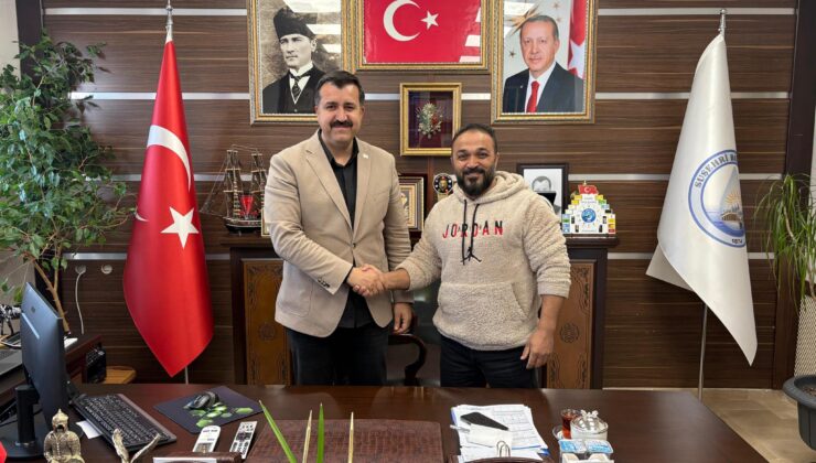 Suşehri’ne Millî Sporcu Ufuk Coşkun’dan Profesyonel Fitness Merkezi Müjdesi