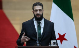 Ahmed Şara’dan destekçilerine sert uyarı: Lüks araçlarınızı teslim edin