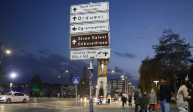 Ankara’da Başlayan Tabela Akımı Sivas’a da Sıçradı