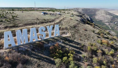 Dağın zirvesine devasa harflerle yazıldı: Hollywood değil Amasya
