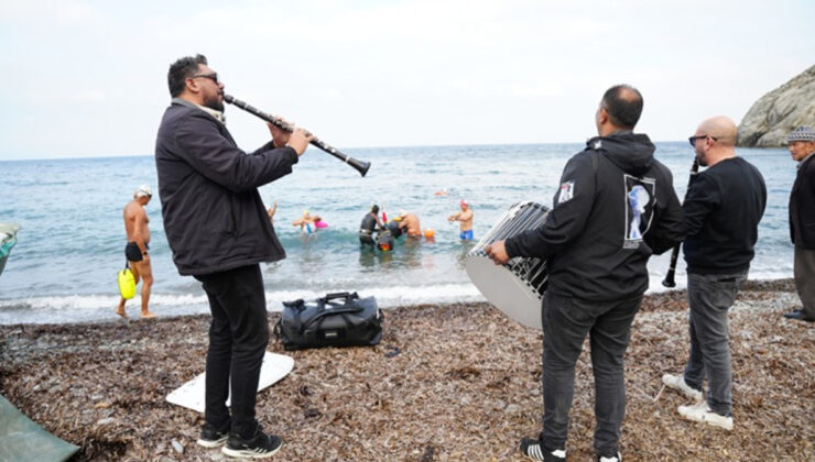 İsveçli yüzücü Tammi, Türkiye’den davul zurna ile uğurlandı