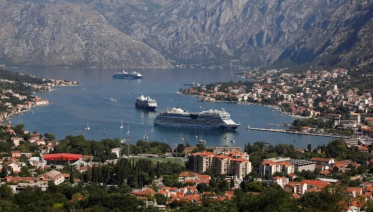 Karadağ, Türklere vizesiz seyahatleri iptal etti: Turlar bir bir iptal ediliyor