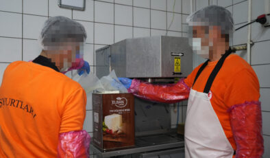 Kırıkkale’de hükümlüler üreterek ekonomiye katkı sağlıyor