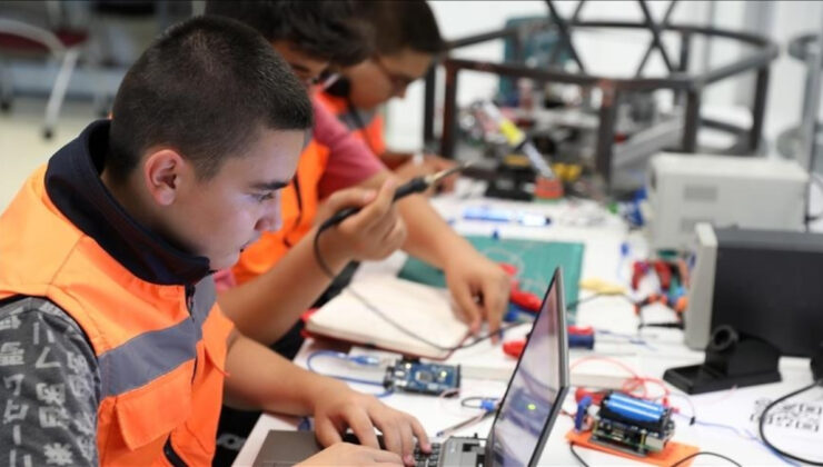 Meslek Liseleri Üretim Üssü Oldu: Gelir Son 5 Yılda 20 Kat Arttı!