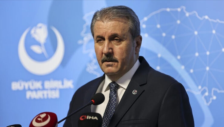 Mustafa Destici: Ermenistan kendi vatandaşlarını mutlu etmek istiyorsa Türkiye ile anlaşmalı