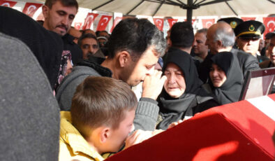 Şehit Hava Ulaştırma Uzman Çavuş Emre Sayın Balıkesir’de Son Yolculuğuna Uğurlandı