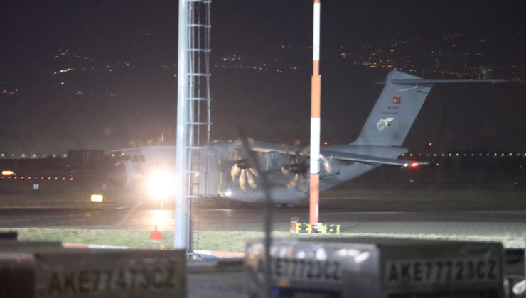 Şehitlerin Naaşlarını Taşıyan Uçak Ankara’ya Ulaştı