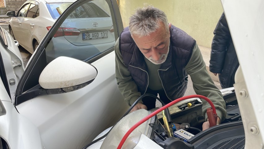 Akü bittiğinde vurdurmak