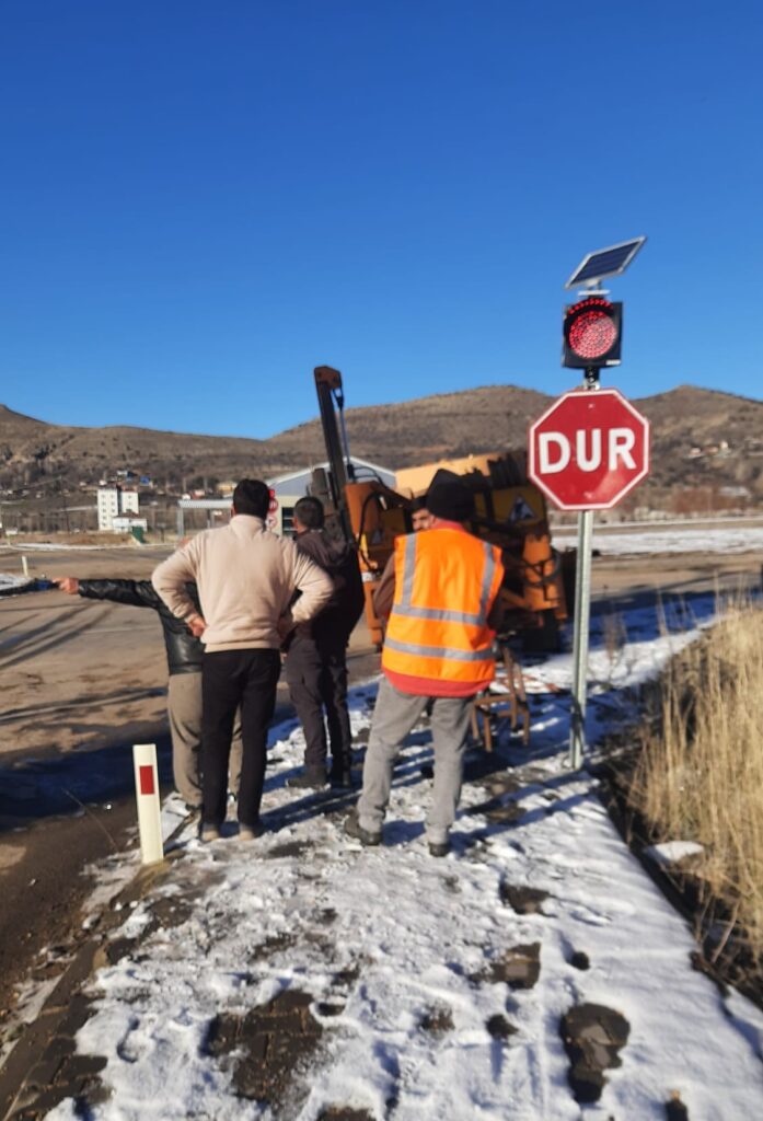 Alucra trafik sinyalizasyonu