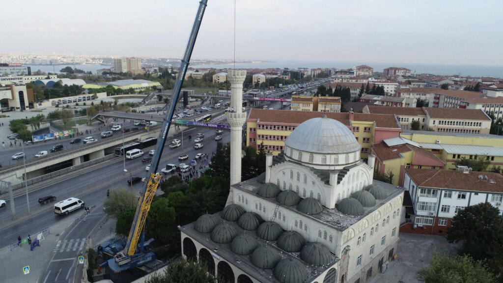 Avcılar Hacı Ahmet Tükenmez Camii