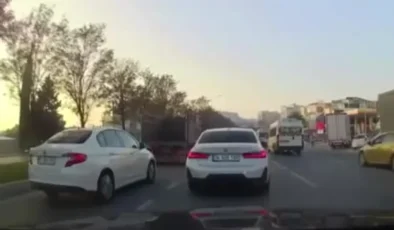 Bakırköy’de Trafik Magandalığı Kamerada: Korna Çalan Sürücüye Motosikletli Saldırdı