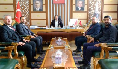 Şiran Belediyesi’nde Önemli Makam Ziyareti: İki İlçe Müftüsü Başkan Kara’yı Ziyaret Etti