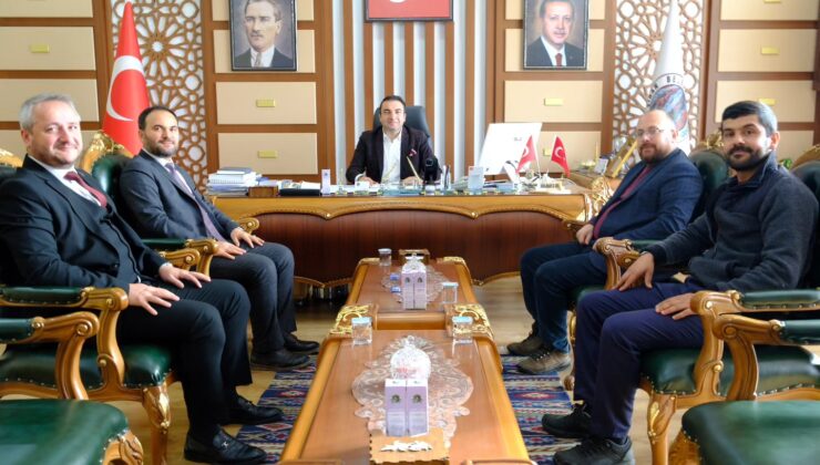 Şiran Belediyesi’nde Önemli Makam Ziyareti: İki İlçe Müftüsü Başkan Kara’yı Ziyaret Etti