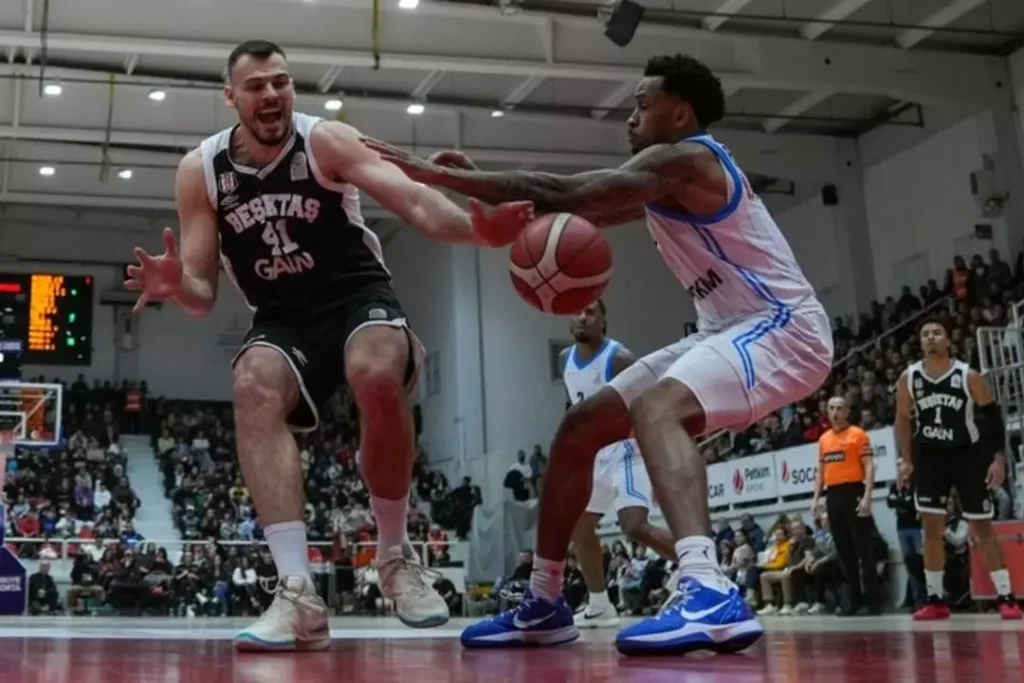 Beşiktaş GAİN 13’te 13