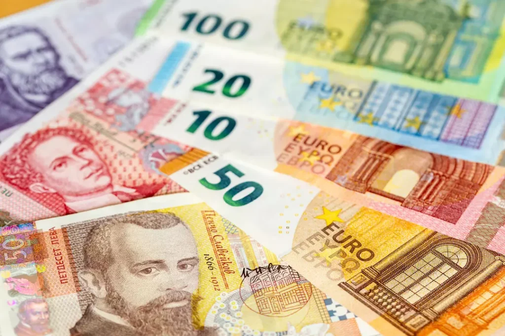 Bulgar levası euroya geçiyor