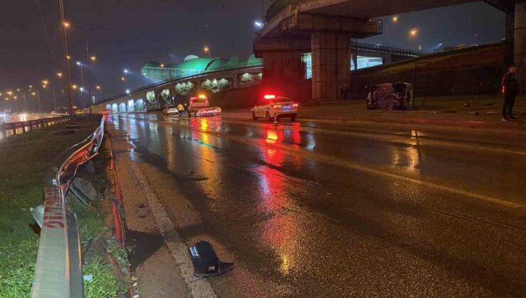Gece yarısı korku dolu anlar: Otomobil hurdaya döndü