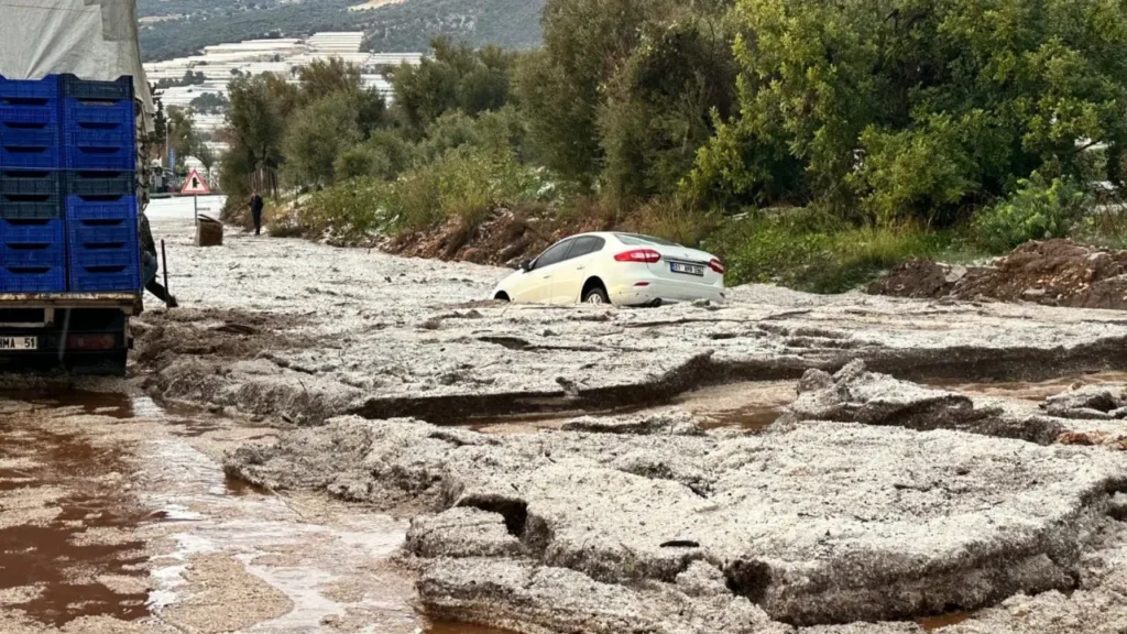 Demre Sel Baskını Kurtarma