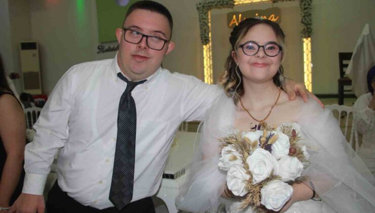 Down Sendromlu 7 Genç Kız İçin Temsili Düğün Düzenlendi