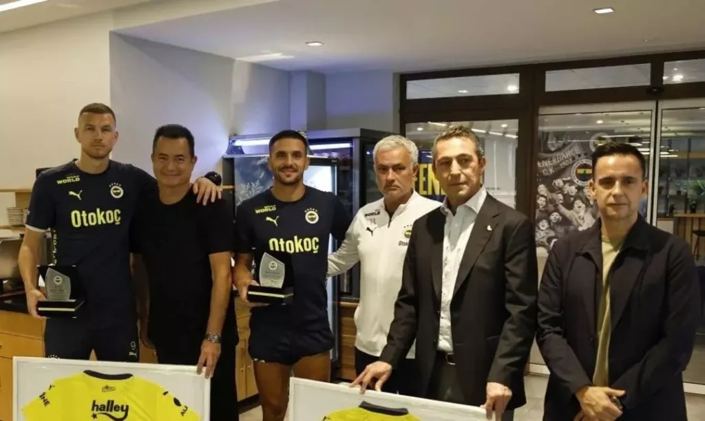 Dusan Tadic Fenerbahçe Beşiktaş