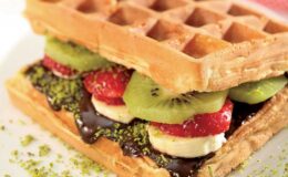 30 Dakikada Pratik Ev Yapımı Waffle Tarifi ve Püf Noktaları
