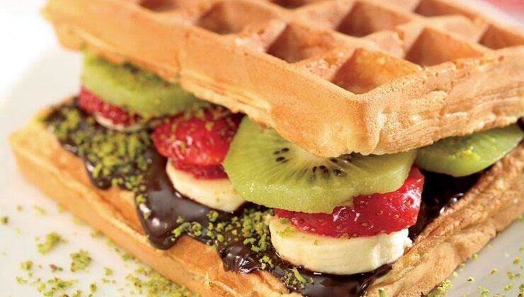 30 Dakikada Pratik Ev Yapımı Waffle Tarifi ve Püf Noktaları