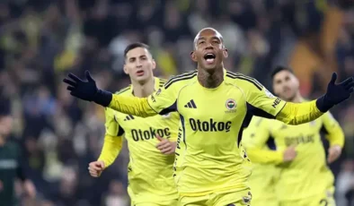 LİGDE ZİRVE YARIŞI FENERBAHÇE RAKİBİNE GOL YAĞDIRDI