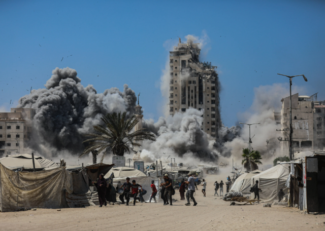 Gazze fırtına bina çökmesi