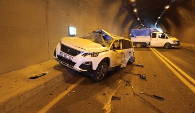 Gümüşhane’de Yarım Saatte İki Kaza: 1 Ölü, 3 Yaralı