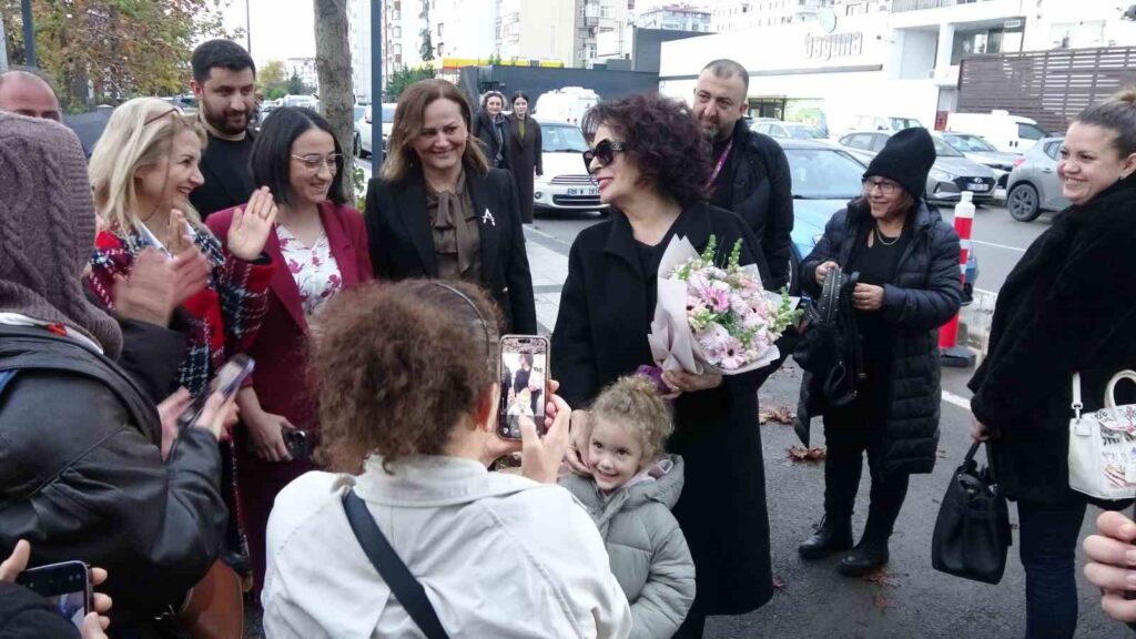 Hülya Koçyiğit Trabzon ziyareti