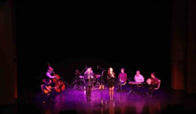 İncesaz Samsun’da Müzik Ziyafeti Sundu, Sanatseverler Salonu Doldurdu
