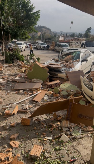 İskenderun fırtına duvar