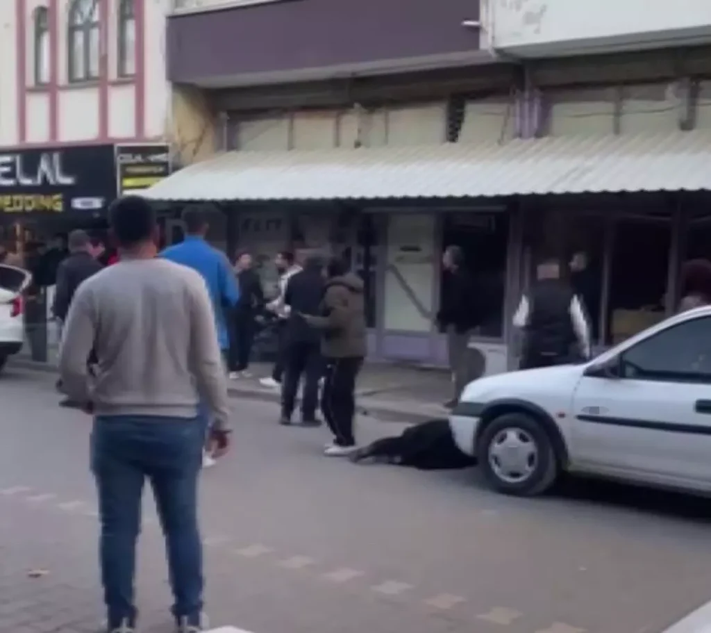 Kahta sokak ortasında cinayet