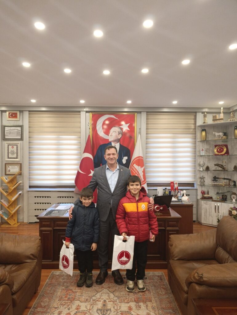 Koyulhisar Belediye Başkanı Bora Karakullukcu