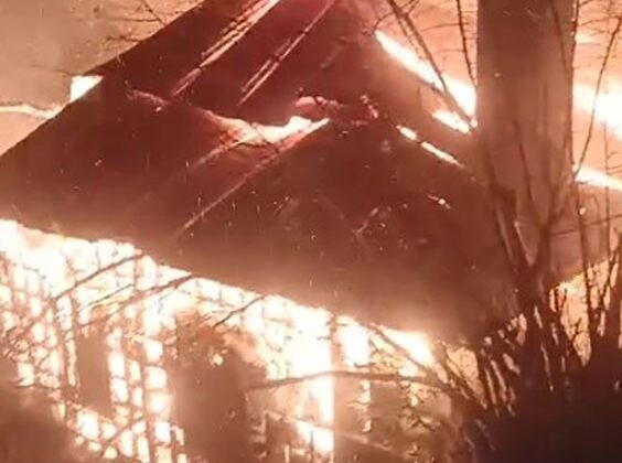 Ordu’da Korkutan Yangın: İki Katlı Ahşap Ev Kullanılamaz Hale Geldi