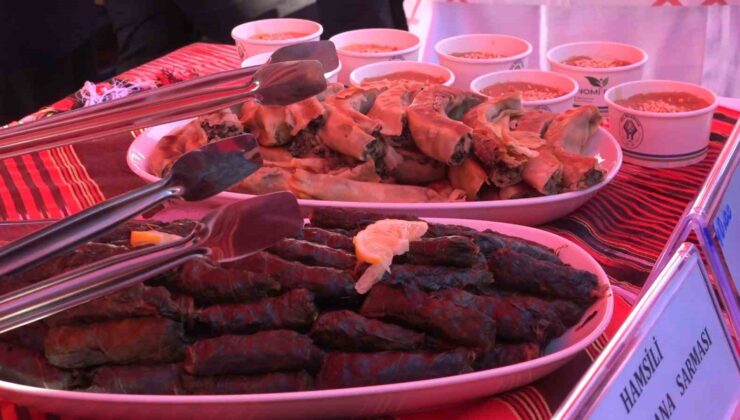 Rize’de Hamsi Festivali’ne Hamsili Döner ve Hamsili Su Böreği Damga Vurdu