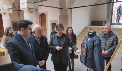 Şebinkarahisar’da Sanat Rüzgarı: Tarihi Taşhanlar’da Moda Tasarımı Sergisi