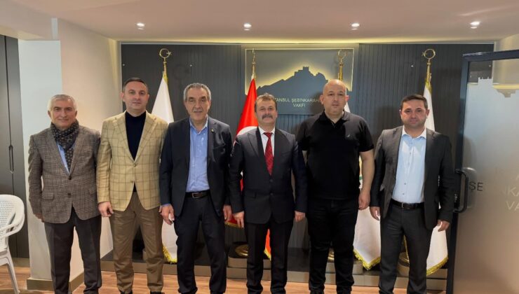Kurumlar Arası İş Birliği: MHP İlçe Başkanı Gürsoy’dan Şebinkarahisar Vakfı’na Ziyaret