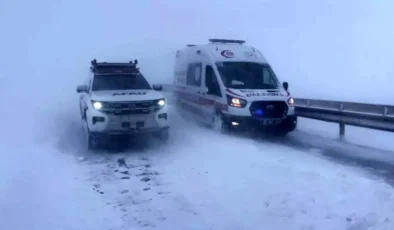Sivas-Şarkışla yolunda zincirleme kaza: Ulaşım aksadı