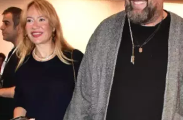 Somer Sivrioğlu’ndan Sevgilisine Unutulmaz Evlilik Teklifi