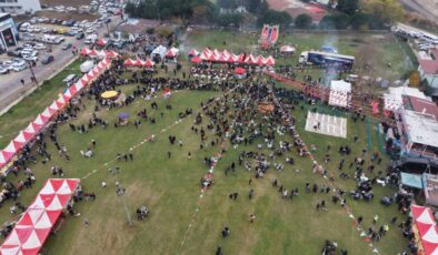 Tekirdağ’da Hamsi Bereketi: Festivalde 3 Ton Hamsi Ücretsiz Dağıtıldı